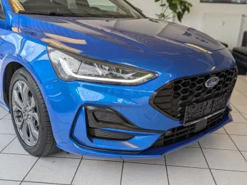 FORD Focus Aut. ST-Line LED Kamera ACC Lenkrd-Heiz 17