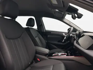 AUDI A6 Avant TFSI Navi LED HUD B&O PDC