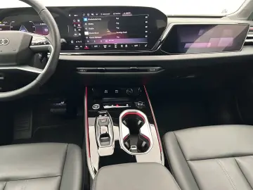 AUDI A6 Avant TFSI Navi LED HUD B&O PDC