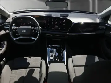 AUDI A6 Avant TFSI Adv. S tronic  MATRIX AHK 360