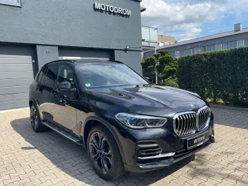 BMW X5 xDr45e 360 SoftClo DisplayKey DAProf Panoramic