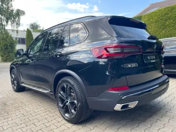 BMW X5 xDr45e 360 SoftClo DisplayKey DAProf Panoramic