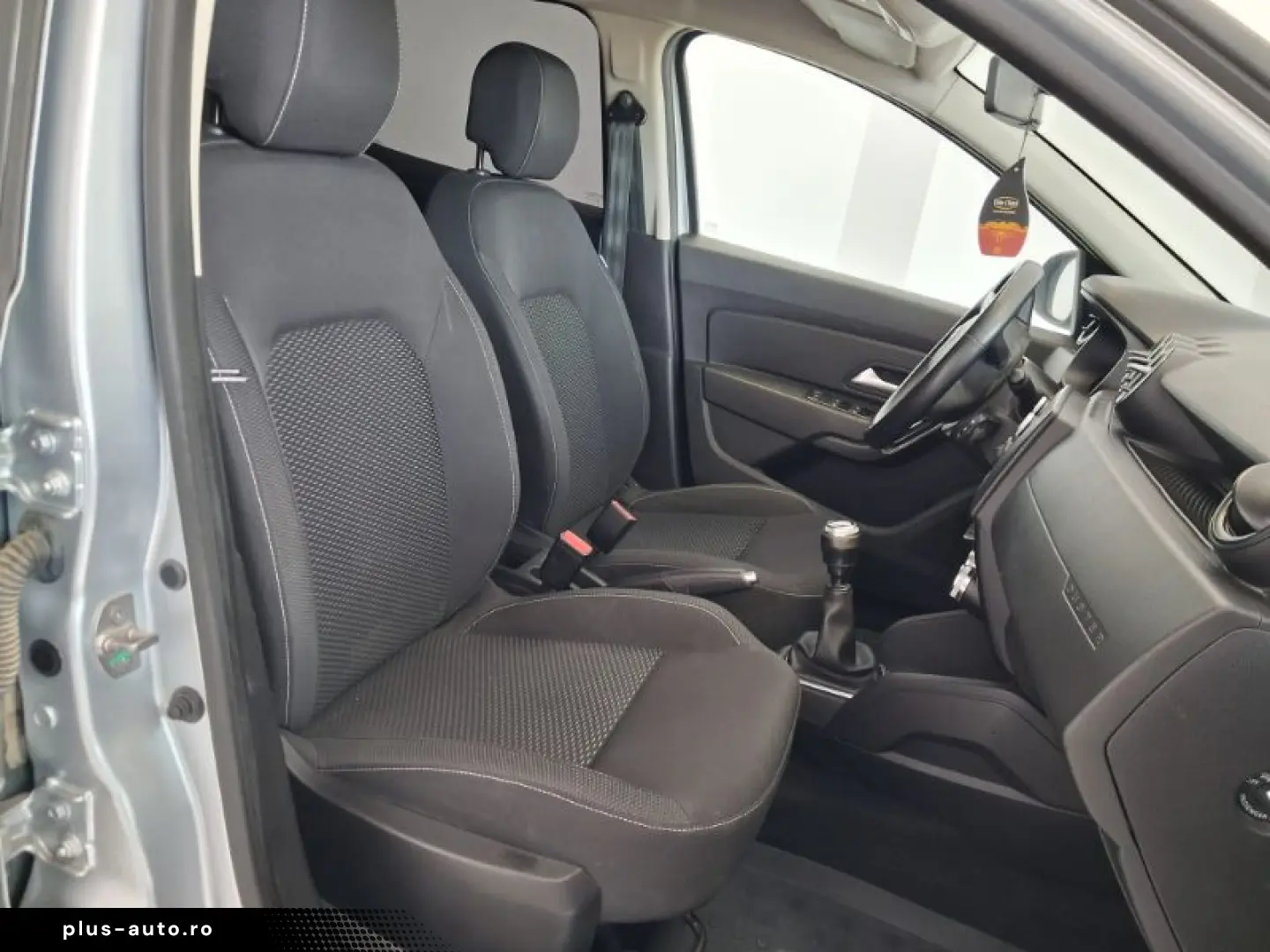 DACIA DUSTER 1.3 TCe 130CP Comfort 4WD