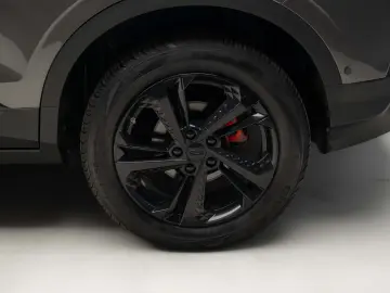 Geely SX11