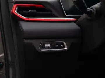 Geely SX11