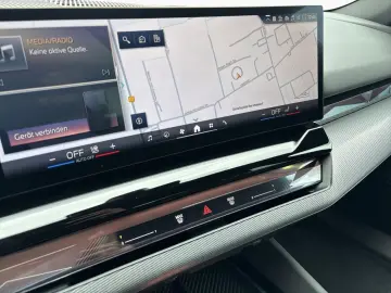BMW 550e xDr MSpo AdaptiveSusp B&W 360 Ventilation