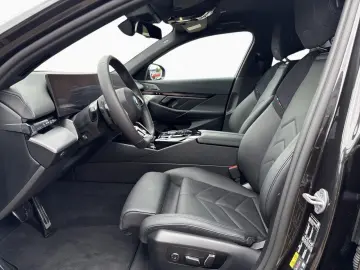 BMW 550e xDr MSpo AdaptiveSusp B&W 360 Ventilation