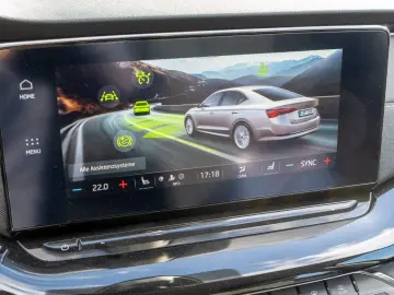 SKODA Octavia 1.5 eTSI  DSG Style