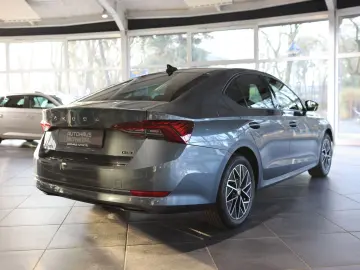 SKODA Octavia LIMOUSINE 1 5 TSI CLEVER RÜCKFAHRKAMERA