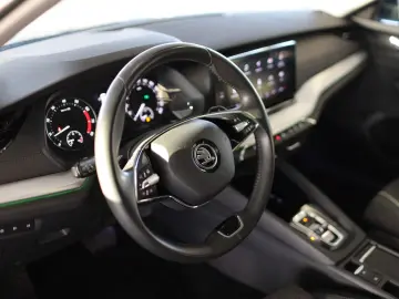 SKODA Octavia LIMOUSINE 1 5 TSI CLEVER RÜCKFAHRKAMERA
