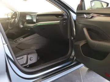 SKODA Octavia LIMOUSINE 1 5 TSI CLEVER RÜCKFAHRKAMERA