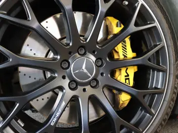 MERCEDES-BENZ SL 63 AMG 4M