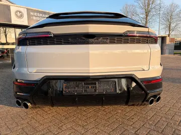 Lamborghini Urus 4.0 V8 PHEV SE B&) Panorama