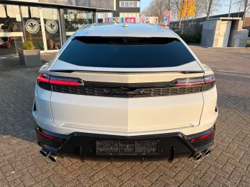 Lamborghini Urus 4.0 V8 PHEV SE B&) Panorama