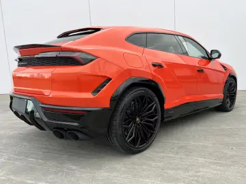 Lamborghini Urus SE  AdPersonam B&O Sportivo