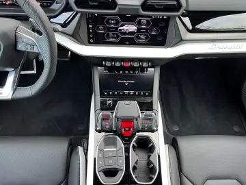 Lamborghini Urus SE  AdPersonam B&O Sportivo