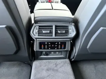 Lamborghini Urus SE  AdPersonam B&O Sportivo