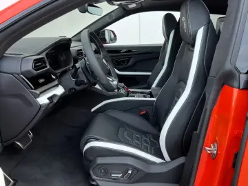Lamborghini Urus SE  AdPersonam B&O Sportivo