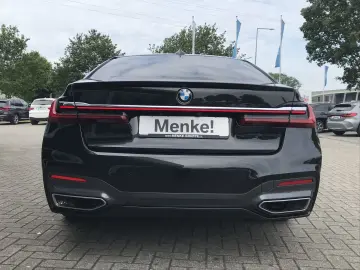 BMW 745e M Sportpaket 3 X TV B&W DAB S-Dach Leder