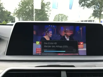 BMW 745e M Sportpaket 3 X TV B&W DAB S-Dach Leder