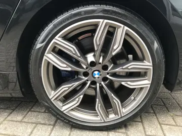 BMW 745e M Sportpaket 3 X TV B&W DAB S-Dach Leder