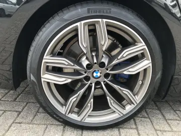BMW 745e M Sportpaket 3 X TV B&W DAB S-Dach Leder