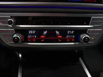 BMW 740d xDrive M Sport ACC Massage 3D Harman HEADUP