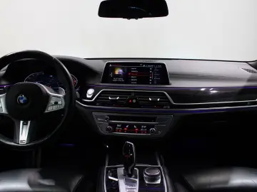 BMW 740d xDrive M Sport ACC Massage 3D Harman HEADUP