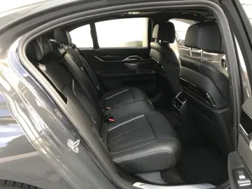 BMW 745e Limousine M Sportpaket Touch Command DAB