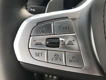 BMW 745e Limousine M Sportpaket Touch Command DAB