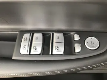 BMW 745e Limousine M Sportpaket Touch Command DAB