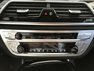 BMW 745e Limousine M Sportpaket Touch Command DAB