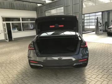 BMW 745e Limousine M Sportpaket Touch Command DAB