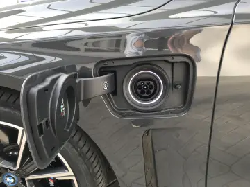 BMW 745e Limousine M Sportpaket Touch Command DAB