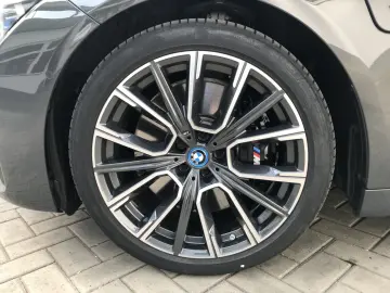 BMW 745e Limousine M Sportpaket Touch Command DAB
