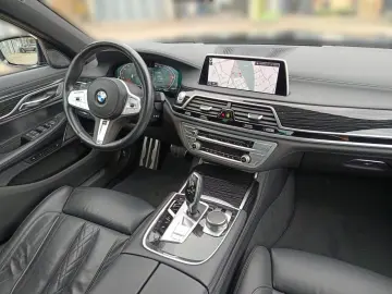 BMW 730d xDrive M SPORTPAKET SOFT-CLOSE MASSAGE LASE
