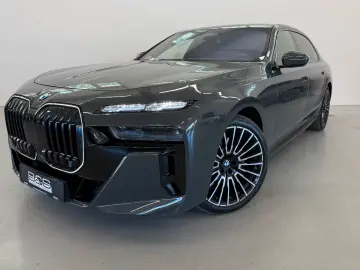 BMW 740 d xDr M Sport VOLLAUSSTATTUNG