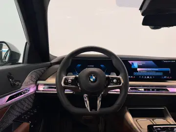 BMW 740 d xDr M Sport VOLLAUSSTATTUNG