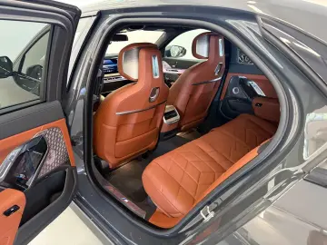 BMW 740 d xDr M Sport VOLLAUSSTATTUNG