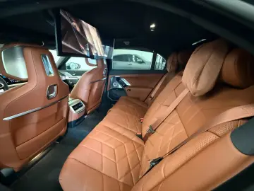 BMW 740 d xDr M Sport VOLLAUSSTATTUNG