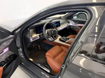 BMW 740 d xDr M Sport VOLLAUSSTATTUNG