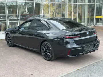 BMW 740 7 740 d xDrive M Sport Pano 360 Kam  Memory