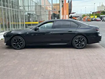 BMW 740 7 740 d xDrive M Sport Pano 360 Kam  Memory