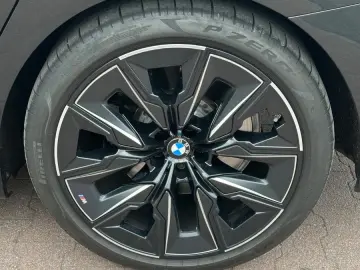 BMW 740 7 740 d xDrive M Sport Pano 360 Kam  Memory