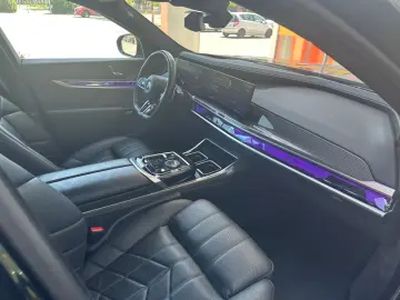BMW 740 7 740 d xDrive M Sport Pano 360 Kam  Memory