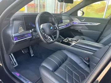 BMW 740 7 740 d xDrive M Sport Pano 360 Kam  Memory