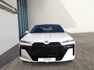 BMW 740 d xDr. M-Sport LED LEDER PANO STANDHEI. AHZV