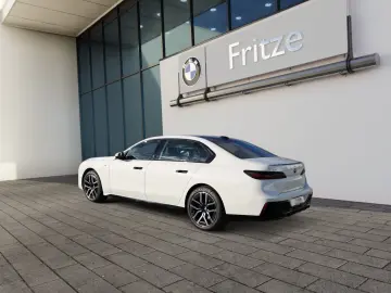 BMW 740 d xDr. M-Sport LED LEDER PANO STANDHEI. AHZV