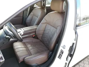 BMW 740 d xDr. M-Sport LED LEDER PANO STANDHEI. AHZV