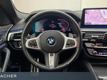 BMW 520d A xDrive Lim M-Sportpaket LCProf DAProf Key